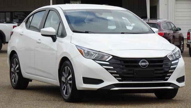 2023 Nissan Versa SV CVT