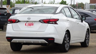 2023 Nissan Versa SV CVT