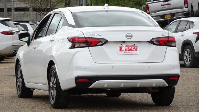 2023 Nissan Versa SV CVT