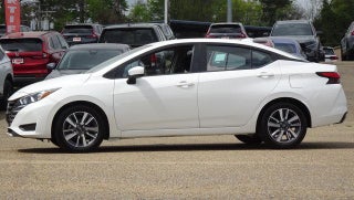 2023 Nissan Versa SV CVT