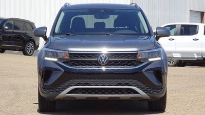 2023 Volkswagen Taos SE FWD