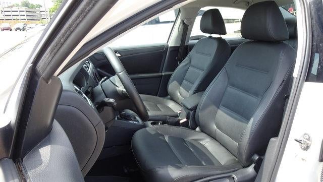 2012 Volkswagen Jetta 4dr Auto SE PZEV Sedan