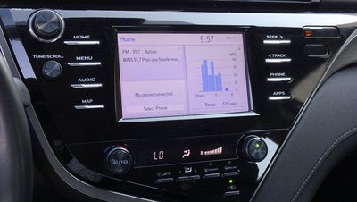 2019 Toyota Camry SE Auto (SE)