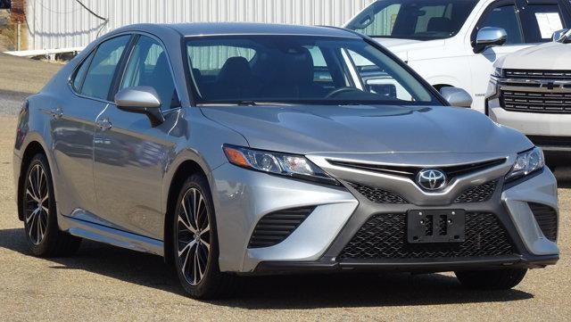 2019 Toyota Camry SE Auto (SE)