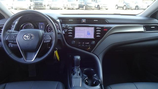 2019 Toyota Camry SE Auto (SE)