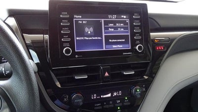 2024 Toyota Camry LE Auto (SE)