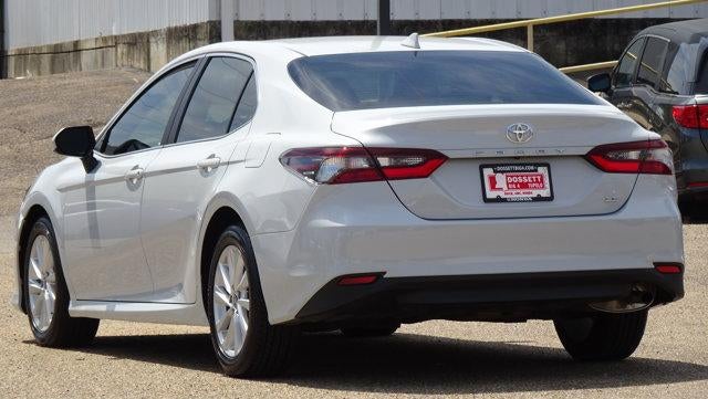 2024 Toyota Camry LE Auto (SE)