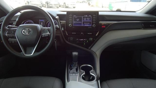 2024 Toyota Camry LE Auto (SE)