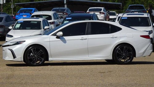 2025 Toyota Camry XSE (Natl)