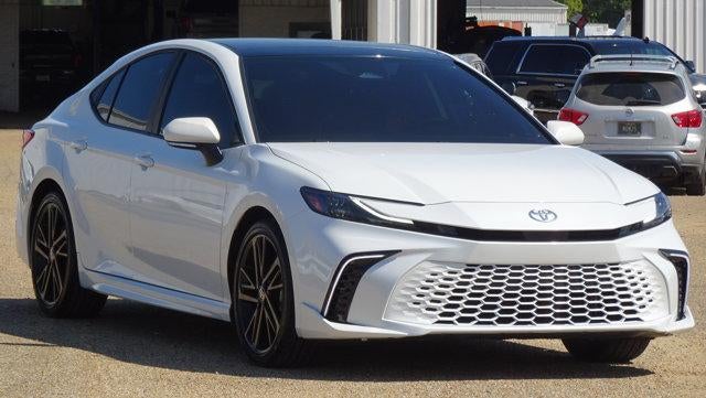 2025 Toyota Camry XSE (Natl)