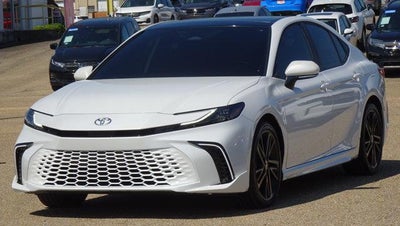 2025 Toyota Camry XSE (Natl)