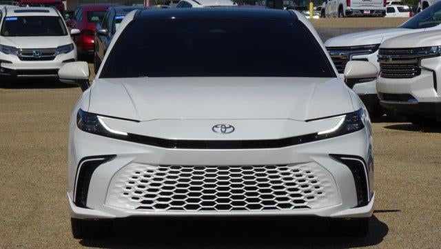 2025 Toyota Camry XSE (Natl)