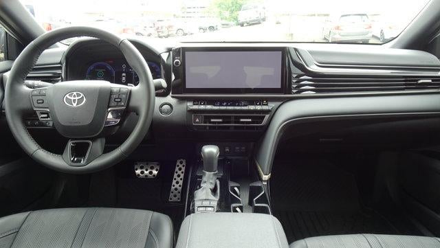 2025 Toyota Camry XSE AWD (Natl)