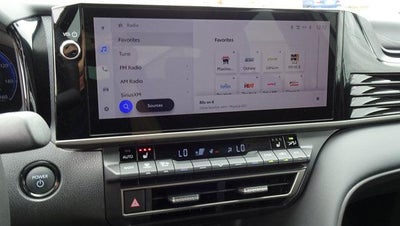 2025 Toyota Camry XSE AWD (Natl)