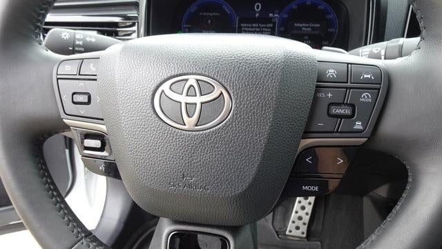 2025 Toyota Camry XSE AWD (Natl)