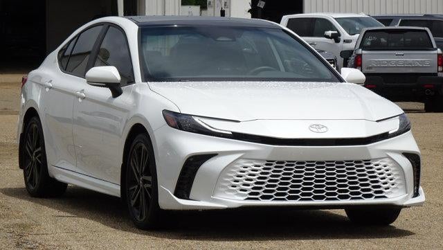 2025 Toyota Camry XSE AWD (Natl)
