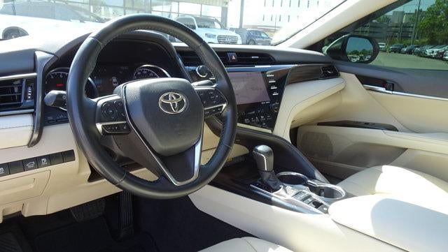 2020 Toyota Camry XLE Auto (SE)