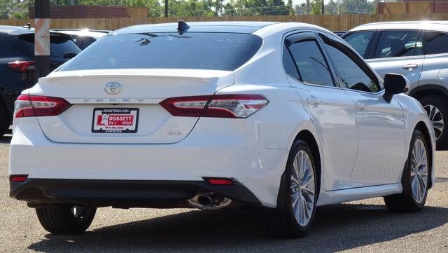 2020 Toyota Camry XLE Auto (SE)