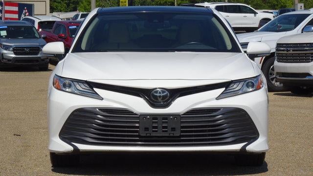2020 Toyota Camry XLE Auto (SE)
