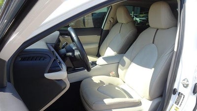 2020 Toyota Camry XLE Auto (SE)