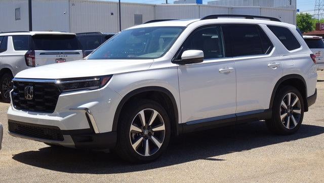2024 Honda Pilot Touring AWD's photo
