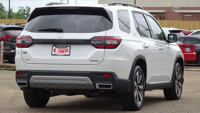 2024 Honda Pilot Touring AWD