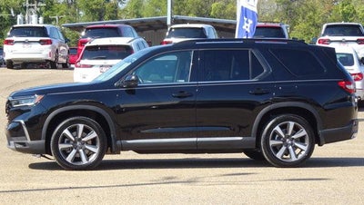 2024 Honda Pilot Touring 2WD