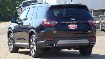 2024 Honda Pilot Touring 2WD