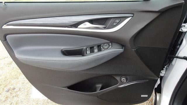 2024 Buick Enclave Essence FWD