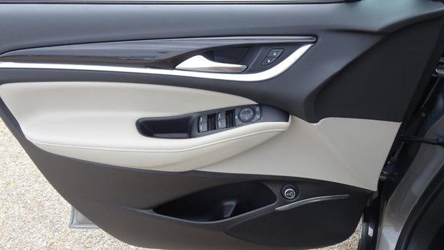 2019 Buick Enclave Essence FWD