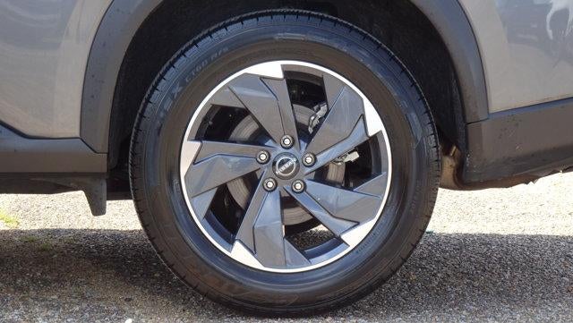 2025 Nissan Rogue FWD SV