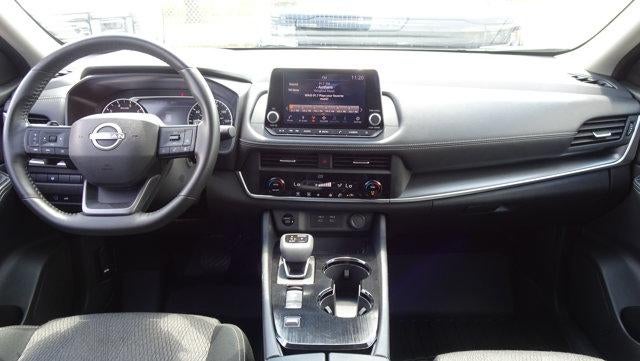 2025 Nissan Rogue FWD SV
