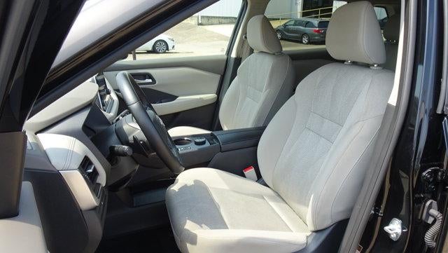 2025 Nissan Rogue AWD SV