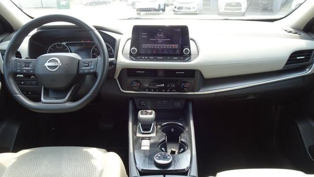 2025 Nissan Rogue AWD SV