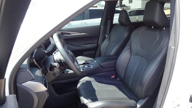 2024 INFINITI QX60 LUXE FWD