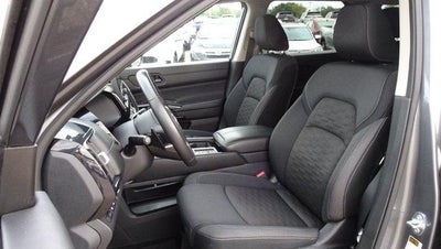2025 Nissan Pathfinder SV 2WD