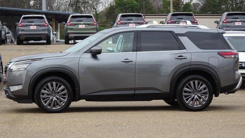 2022 Nissan Pathfinder SL 2WD