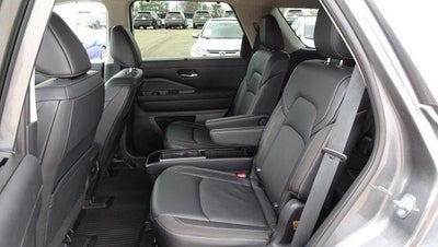 2022 Nissan Pathfinder SL 2WD