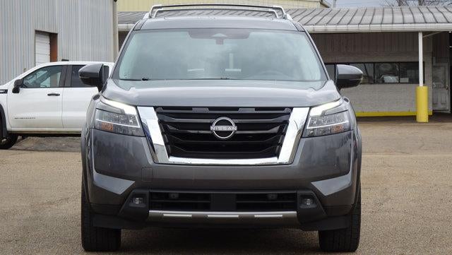 2022 Nissan Pathfinder SL 2WD