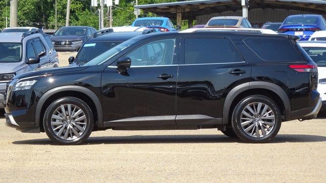 2025 Nissan Pathfinder SL 2WD