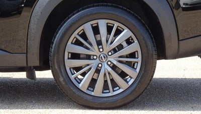 2025 Nissan Pathfinder SL 2WD