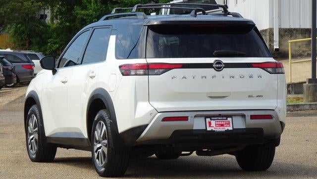 2022 Nissan Pathfinder SL 4WD