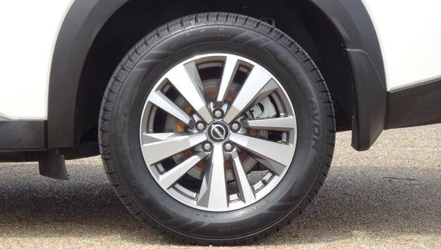 2022 Nissan Pathfinder SL 4WD