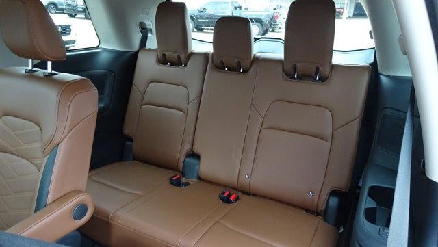 2023 Nissan Pathfinder Platinum 4WD