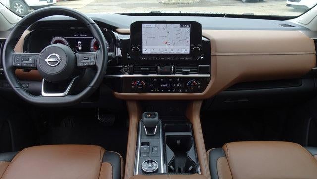 2023 Nissan Pathfinder Platinum 4WD