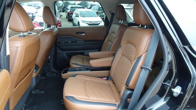 2023 Nissan Pathfinder Platinum 4WD