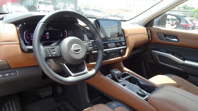 2024 Nissan Pathfinder Platinum 4WD