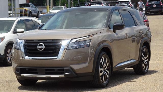 2024 Nissan Pathfinder Platinum 4WD