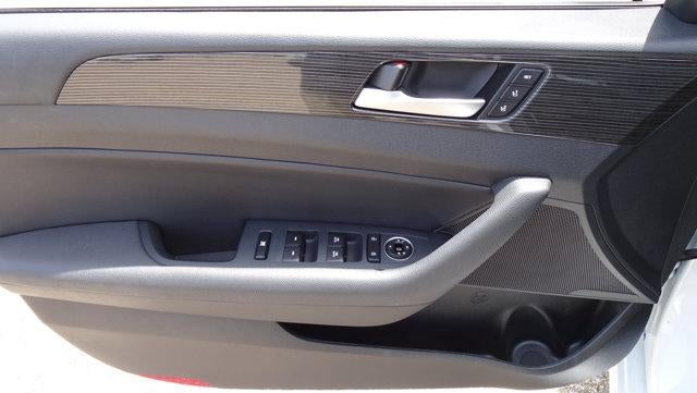 2018 Hyundai SONATA Limited 2.4L *Ltd Avail*