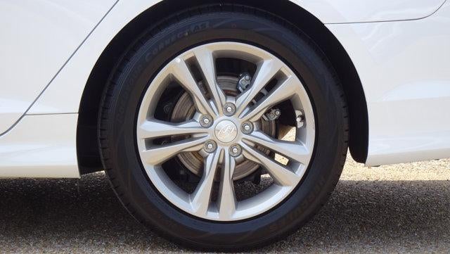 2018 Hyundai SONATA Limited 2.4L *Ltd Avail*